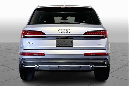 2022 Audi Q7 55 Premium