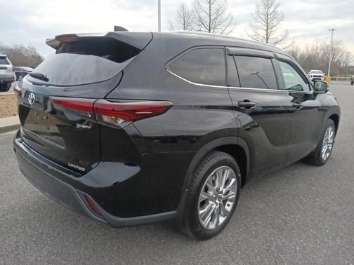 2025 Toyota Highlander Hybrid Limited