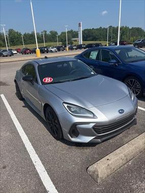 2025 Subaru BRZ tS