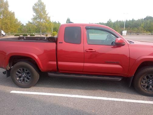 2022 Toyota Tacoma SR5