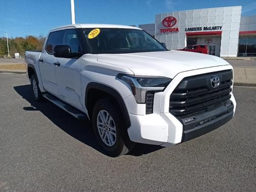 2022 Toyota Tundra SR5