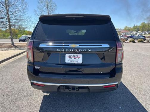 2022 Chevrolet Suburban LT