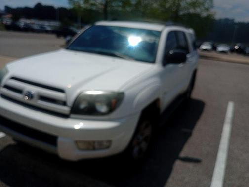 Natural White 2004 Toyota 4Runner SR5 V8