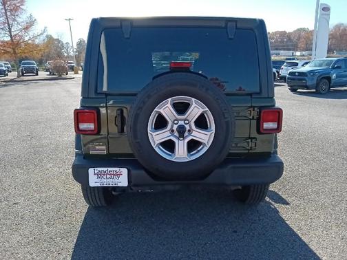 2022 Jeep Wrangler Unlimited Sport