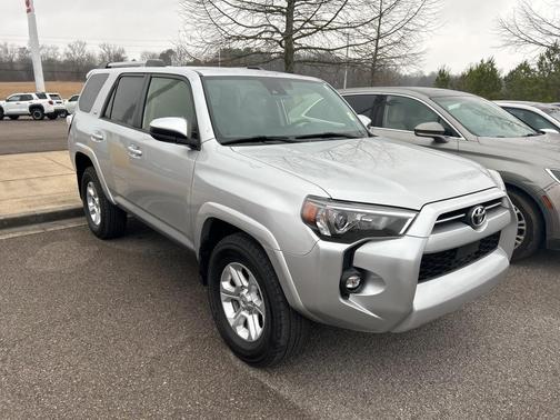 2024 Toyota 4Runner SR5