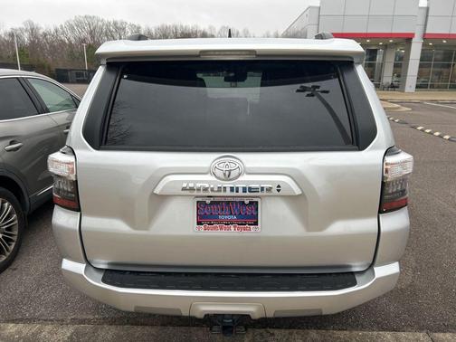 2024 Toyota 4Runner SR5