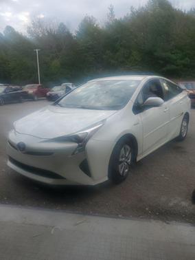 2017 Toyota Prius Four