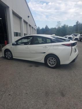 2017 Toyota Prius Four