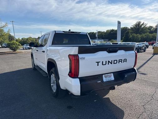 2022 Toyota Tundra SR5