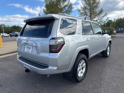 2024 Toyota 4Runner SR5
