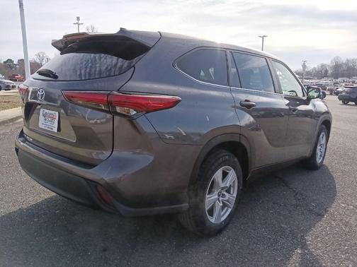 2023 Toyota Highlander Platinum