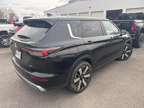 2025 Mitsubishi Outlander SE 2.5 2WD