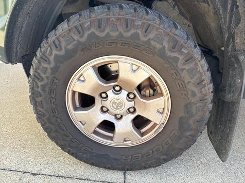 2014 Toyota Tacoma Base