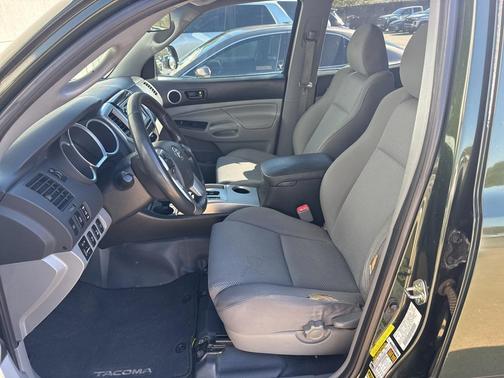 2014 Toyota Tacoma Base