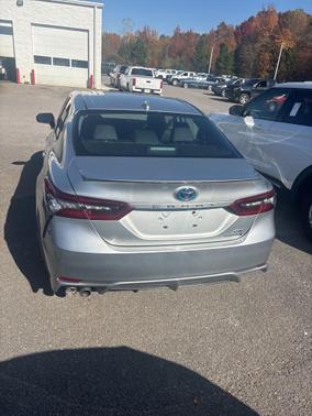 2024 Toyota Camry Hybrid SE