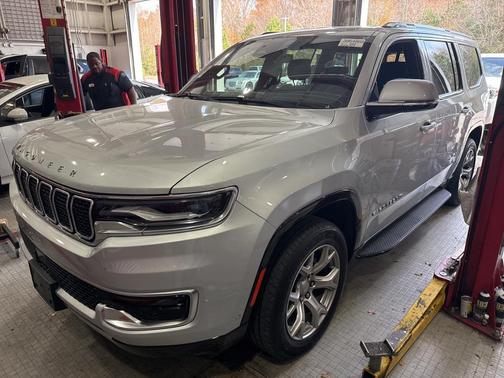 2022 Jeep Wagoneer Series II 4x4