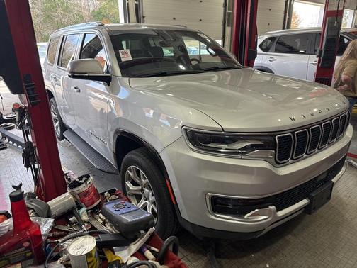 2022 Jeep Wagoneer Series II 4x4