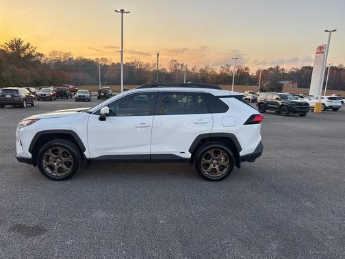2023 Toyota RAV4 Hybrid Woodland Edition