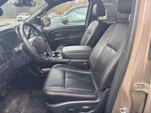 2023 Nissan Titan PRO-4X