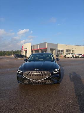 2025 Genesis G70 2.5T RWD