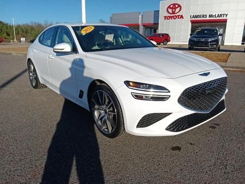 2024 Genesis G70 2.5T RWD
