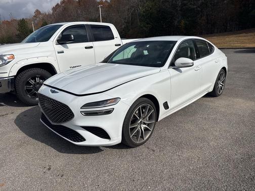 2024 Genesis G70 2.5T RWD