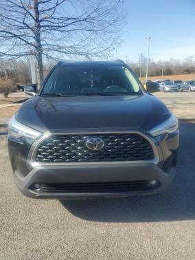 2022 Toyota Corolla Cross XLE