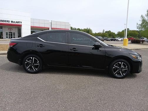 Super Black 2025 Nissan Sentra SV