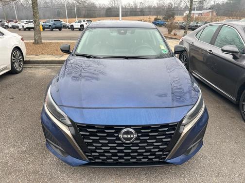 2024 Nissan Altima SR FWD