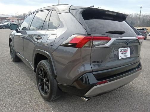 2023 Toyota RAV4 Hybrid SE