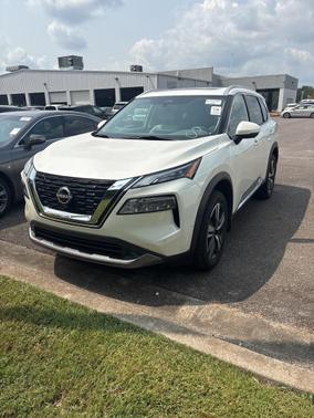 2022 Nissan Rogue SL