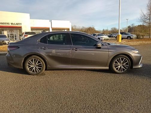 2024 Toyota Camry XLE