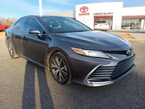 2024 Toyota Camry XLE