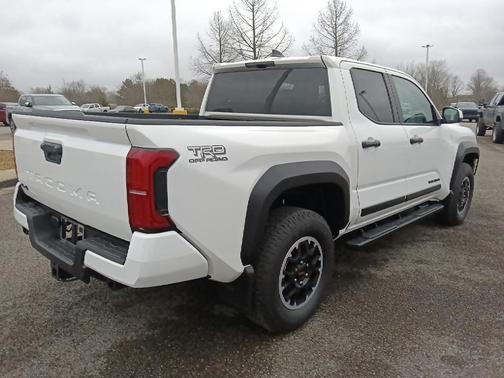 2025 Toyota Tacoma TRD Off-Road