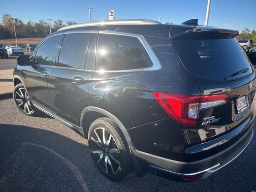 2021 Honda Pilot AWD Elite