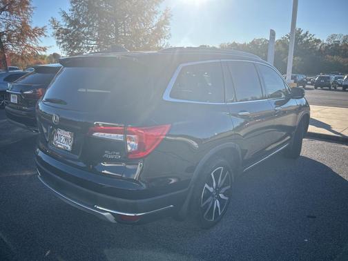 2021 Honda Pilot AWD Elite