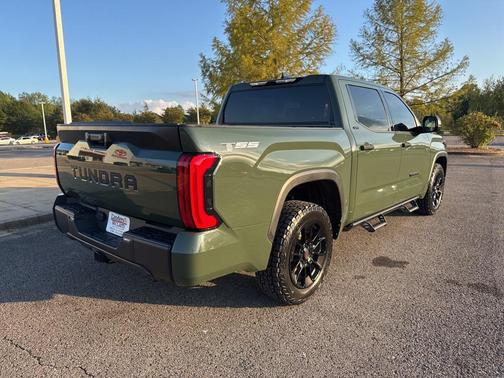 2022 Toyota Tundra SR5