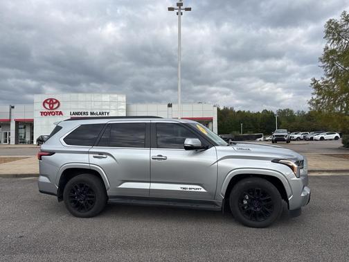 2024 Toyota Sequoia SR5