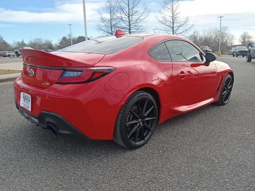 2023 Toyota GR86 Premium