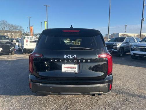 Ebony Black 2024 Kia Telluride S