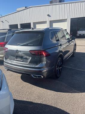 2023 Volkswagen Tiguan 2.0T SEL R-Line 4MOTION