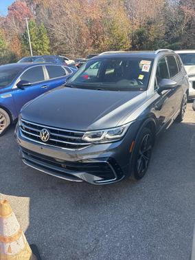 2023 Volkswagen Tiguan 2.0T SEL R-Line 4MOTION