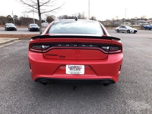 Photo 4 of 33 of 2021 Dodge Charger R/T