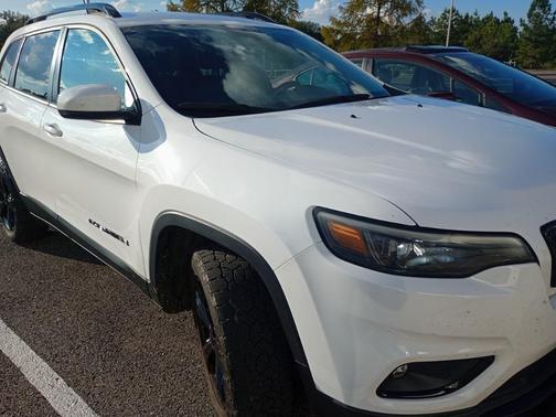 2021 Jeep Cherokee Altitude
