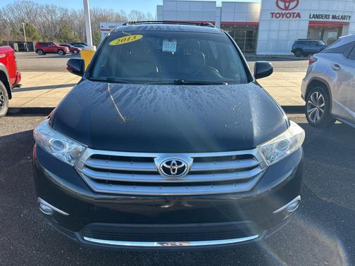2013 Toyota Highlander SE
