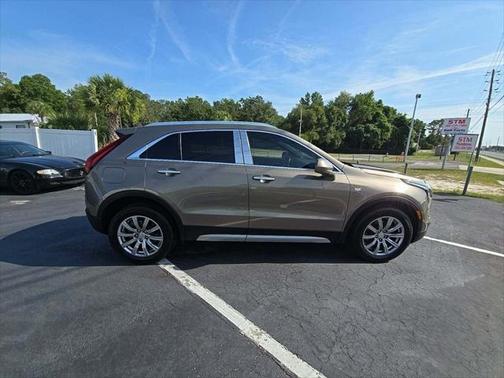 2020 Cadillac XT4 Premium Luxury