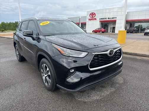 2024 Toyota Highlander XLE