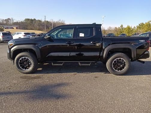 2026 Toyota Tacoma Hybrid TRD Off Road