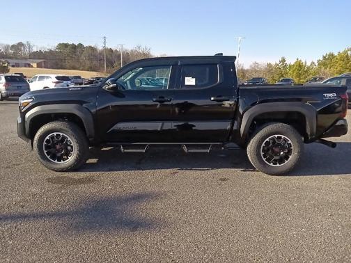 2026 Toyota Tacoma Hybrid TRD Off Road
