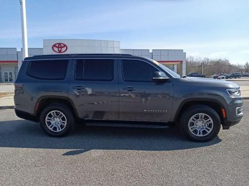 2023 Jeep Wagoneer Series I 4x2
